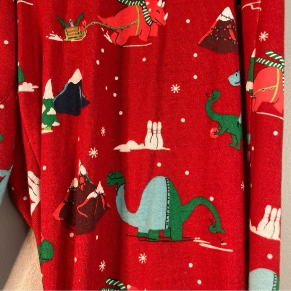 Wonder Shop Women’s M
Pajama pant set
Sleepwear 
Dinosaur Holiday 
Bowling - Picture 5 of 7